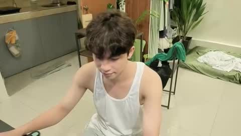 Snapshot of thegreenmagus chatting on November 21, 2025, 9:52 am Green online show from November 21, 2025, 9:52 am