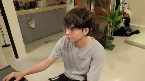 Snapshot of thegreenmagus chatting on December 5, 2025, 3:09 pm Green online show from December 5, 2025, 3:09 pm