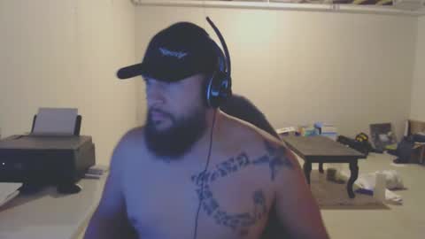 Snapshot of thehawaiian93 chatting on February 21, 2025, 6:07 am thehawaiian93 online show from February 21, 2025, 6:07 am