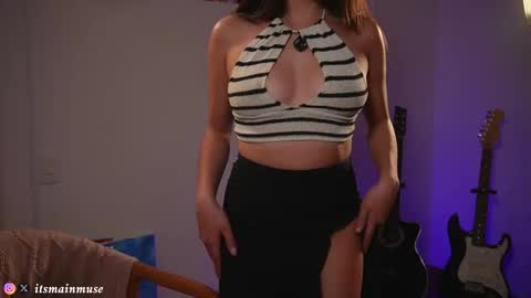 Iris online show from October 8, 2025, 11:57 pm