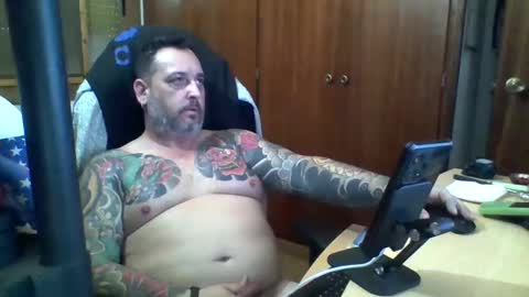 Snapshot of thekier chatting on December 7, 2024, 7:27 am thekier online show from December 7, 2024, 7:27 am