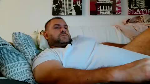 Snapshot of themastercomander chatting on October 3, 2025, 2:14 pm Big Alpha Daddy Master online show from October 3, 2025, 2:14 pm