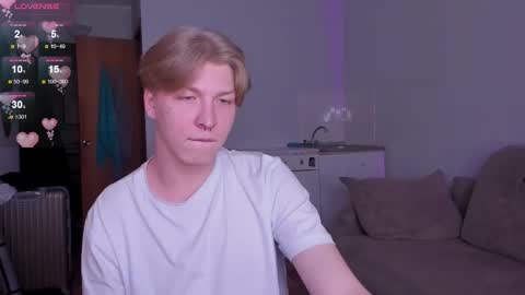 Snapshot of themikesever chatting on November 29, 2025, 9:01 am Sever online show from November 29, 2025, 9:01 am