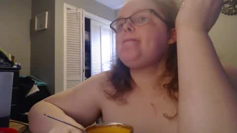 Snapshot of themistyprice chatting on December 5, 2025, 3:30 pm MistyPrice online show from December 5, 2025, 3:30 pm