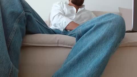 TheMonarchGoat online show from September 9, 2025, 6:35 am