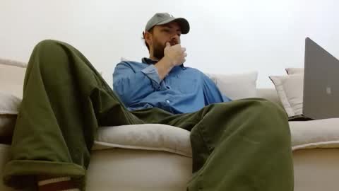 TheMonarchGoat online show from October 18, 2025, 4:04 am