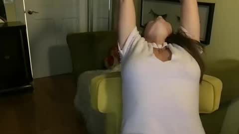 Snapshot of themrsnelson chatting on November 17, 2025, 7:36 am Cach Nelson online show from November 17, 2025, 7:36 am