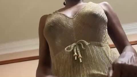 Snapshot of thenymphshow chatting on October 28, 2025, 7:05 pm thenymphshow online show from October 28, 2025, 7:05 pm