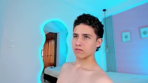 Snapshot of theohawke_ chatting on January 8, 2025, 5:05 pm THEO- MATEO online show from January 8, 2025, 5:05 pm