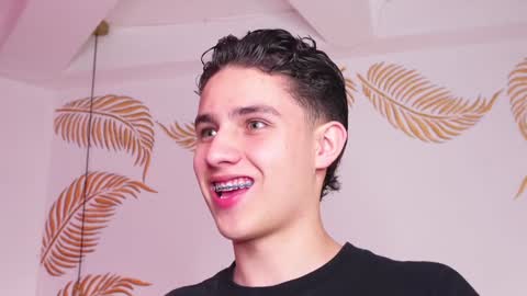 Snapshot of theohawke_ chatting on January 26, 2025, 11:39 am THEO- MATEO online show from January 26, 2025, 11:39 am