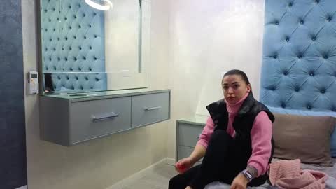 Theowonder online show from January 14, 2025, 3:47 pm