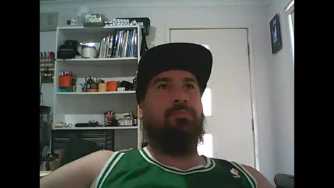 Snapshot of theozbeardguy chatting on February 12, 2025, 1:19 am aussiebeard online show from February 12, 2025, 1:19 am