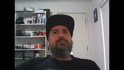 Snapshot of theozbeardguy chatting on October 20, 2025, 2:23 am aussiebeard online show from October 20, 2025, 2:23 am