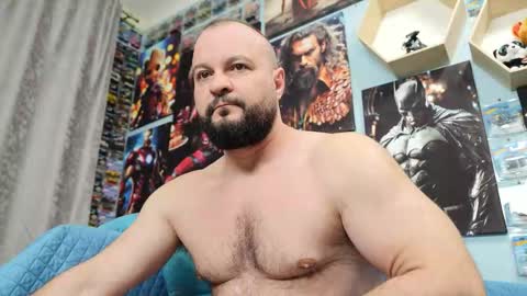 Snapshot of thephenomone chatting on November 10, 2025, 6:23 am Chris online show from November 10, 2025, 6:23 am