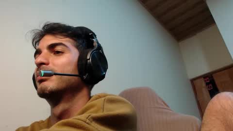 Santiago Enrique online show from September 10, 2025, 4:45 am