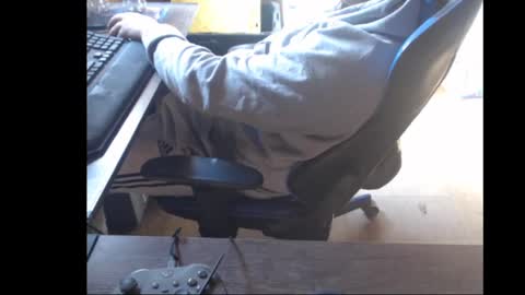 Snapshot of therealbigcheese0695 chatting on March 1, 2025, 3:27 pm therealbigcheese0695 online show from March 1, 2025, 3:27 pm