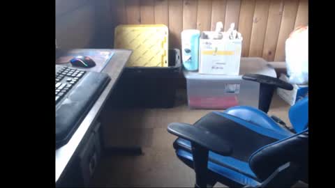 Snapshot of therealbigcheese0695 chatting on March 1, 2025, 6:54 pm therealbigcheese0695 online show from March 1, 2025, 6:54 pm