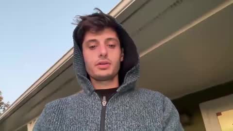 Snapshot of therealdylansdick chatting on October 26, 2025, 10:25 pm therealdylansdick online show from October 26, 2025, 10:25 pm