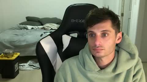 Snapshot of therealdylansdick chatting on November 26, 2025, 1:06 am therealdylansdick online show from November 26, 2025, 1:06 am