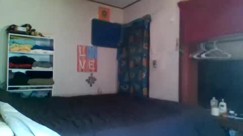 Snapshot of therealprimitive chatting on September 14, 2025, 4:06 pm therealprimitive online show from September 14, 2025, 4:06 pm