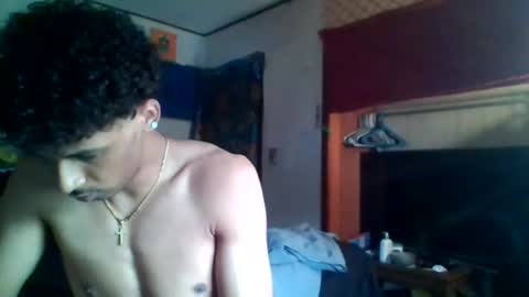 Snapshot of therealprimitive chatting on November 10, 2025, 4:39 pm therealprimitive online show from November 10, 2025, 4:39 pm