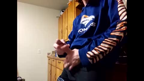 therizzler_1_of_1 online show from January 29, 2025, 5:40 am