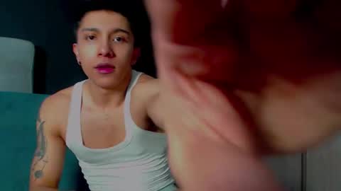 thesaint_xxx online show from September 21, 2025, 9:11 am