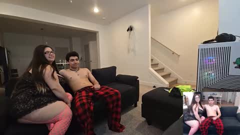 theslutcouple98 online show from October 23, 2025, 5:12 pm