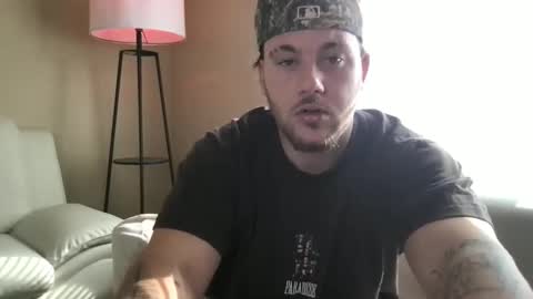 Snapshot of theviberoom chatting on September 16, 2025, 2:40 pm The Vibe Room online show from September 16, 2025, 2:40 pm