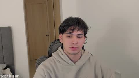 thiaan__ online show from November 25, 2025, 12:21 am