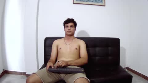 Snapshot of thiago__diaz chatting on February 10, 2025, 8:31 pm Thiago Diaz online show from February 10, 2025, 8:31 pm