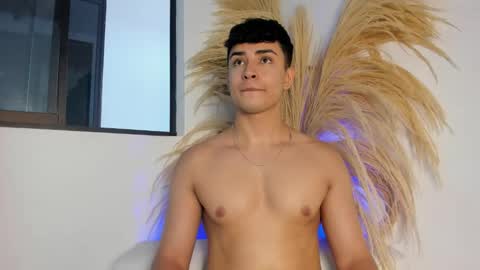 Thiago  online show from November 6, 2025, 6:09 pm