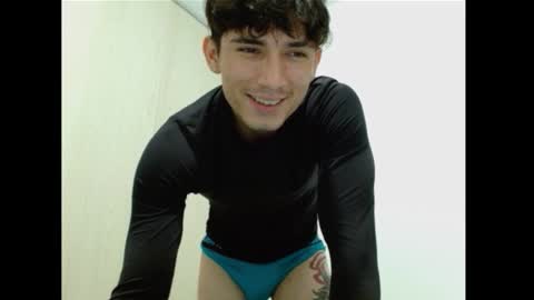 thiago_deseo69 online show from October 14, 2025, 12:00 am