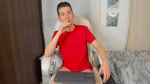 Manuel online show from October 8, 2025, 11:13 pm