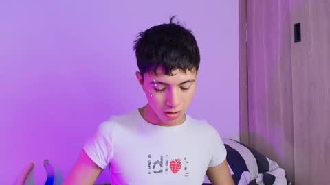 Snapshot of thiago_n_sam chatting on September 26, 2025, 3:10 am thiago_n_sam online show from September 26, 2025, 3:10 am