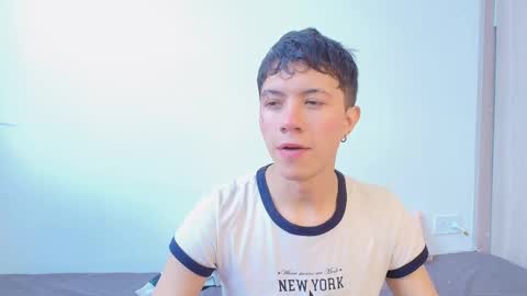 Snapshot of thiago_n_sam chatting on September 26, 2025, 4:00 pm thiago_n_sam online show from September 26, 2025, 4:00 pm