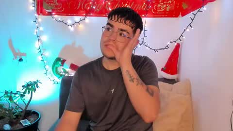 Snapshot of thiago_occonor chatting on November 27, 2025, 6:59 am thiago_occonor online show from November 27, 2025, 6:59 am