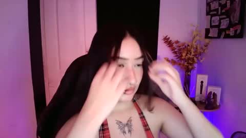 Snapshot of thiara_dor chatting on March 8, 2025, 5:59 am Thiara  Next Stream 0211 get my social media 3 online show from March 8, 2025, 5:59 am