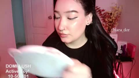 Snapshot of thiara_dor chatting on October 15, 2025, 1:06 am Thiara  Next Stream 0211 get my social media 3 online show from October 15, 2025, 1:06 am