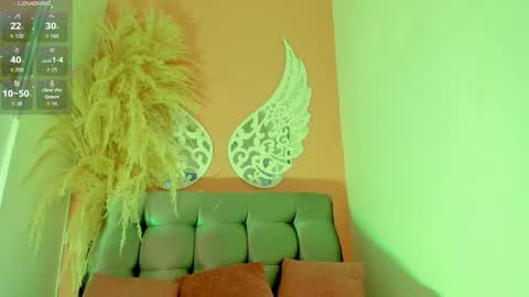 Snapshot of thiccylexxy chatting on December 4, 2025, 12:03 pm Lexxy online show from December 4, 2025, 12:03 pm