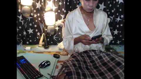 Snapshot of thick_bigcock13 chatting on December 17, 2024, 7:29 am gil online show from December 17, 2024, 7:29 am