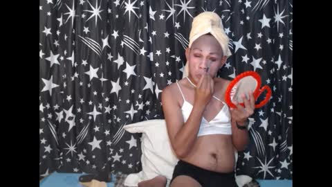 Snapshot of thick_bigcock13 chatting on January 27, 2025, 5:58 am gil online show from January 27, 2025, 5:58 am