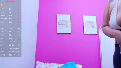 Snapshot of thickbrunnett chatting on September 14, 2025, 11:42 am SOFIA online show from September 14, 2025, 11:42 am