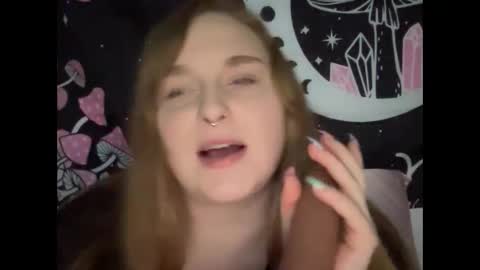 Snapshot of thickgingergoddess chatting on January 30, 2025, 10:41 pm Ariel online show from January 30, 2025, 10:41 pm