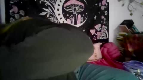 Snapshot of thickgingergoddess chatting on December 14, 2025, 11:42 pm Ariel online show from December 14, 2025, 11:42 pm