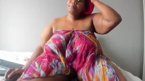 thickleeyanax online show from January 17, 2025, 5:53 am