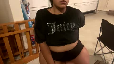 Snapshot of thickmorena chatting on November 8, 2025, 5:29 am thickmorena online show from November 8, 2025, 5:29 am