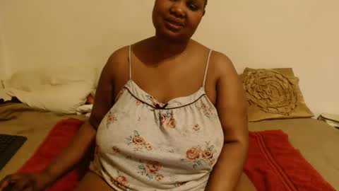 Snapshot of thicksexymellons chatting on September 13, 2025, 7:24 pm Pat online show from September 13, 2025, 7:24 pm