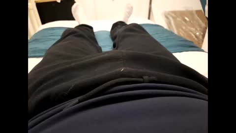 Snapshot of thicksingarters chatting on December 8, 2024, 8:04 pm thicksingarters online show from December 8, 2024, 8:04 pm