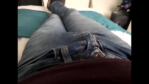 Snapshot of thicksingarters chatting on December 14, 2024, 1:05 pm thicksingarters online show from December 14, 2024, 1:05 pm